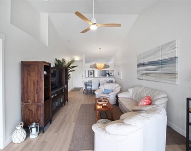 971 Waterside Lane - Photo Thumbnail 43