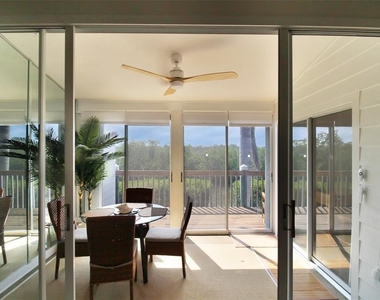 971 Waterside Lane - Photo Thumbnail 27