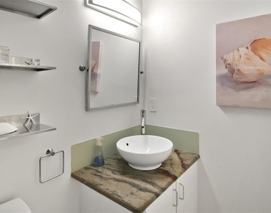 971 Waterside Lane - Photo Thumbnail 22