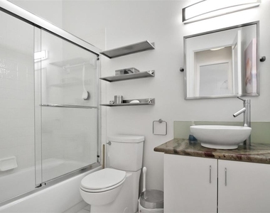 971 Waterside Lane - Photo Thumbnail 21