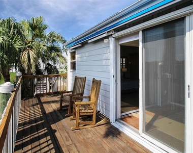 971 Waterside Lane - Photo Thumbnail 31