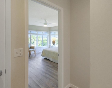 535 Forest Way - Photo Thumbnail 25