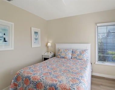 535 Forest Way - Photo Thumbnail 43