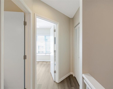 535 Forest Way - Photo Thumbnail 37