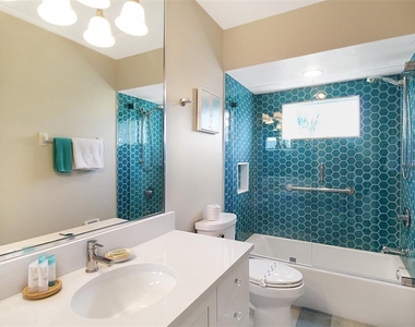 535 Forest Way - Photo Thumbnail 39