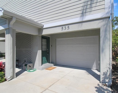 535 Forest Way - Photo Thumbnail 2