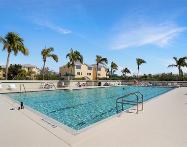 535 Forest Way - Photo Thumbnail 58