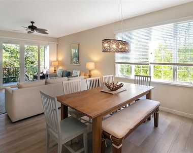 535 Forest Way - Photo Thumbnail 15