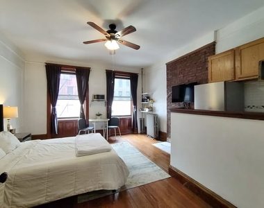 550 West 161st Street, New York, NY 10032 - Photo Thumbnail 1