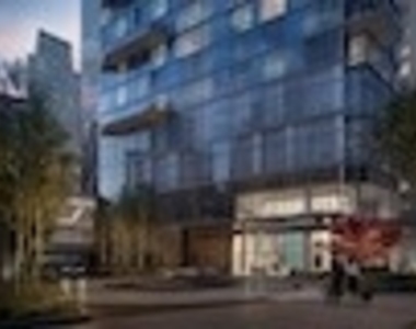 East 44th Street - Photo Thumbnail 9