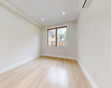 26-28 18th Street - Photo Thumbnail 9
