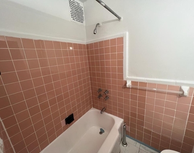 200 West 113th Street - Photo Thumbnail 8