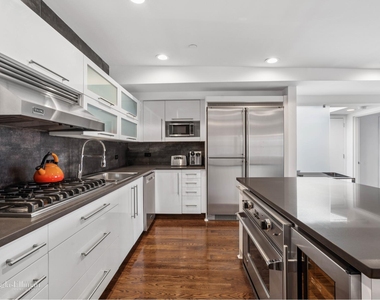 257 W 117th St - Photo Thumbnail 2