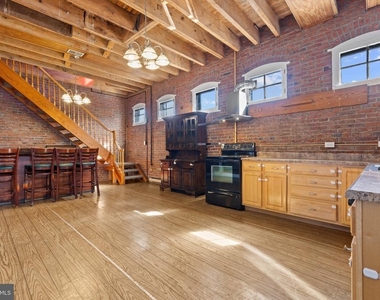 337 E Hamburg Street - Photo Thumbnail 6