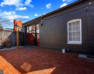 337 E Hamburg Street - Photo Thumbnail 1