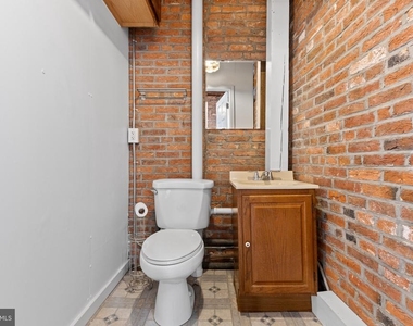 337 E Hamburg Street - Photo Thumbnail 22