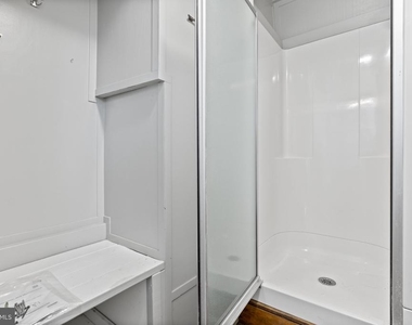 337 E Hamburg Street - Photo Thumbnail 21