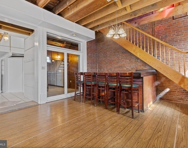 337 E Hamburg Street - Photo Thumbnail 12