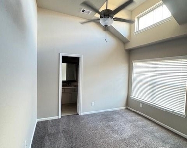 5218 Prairie Terrace Lane - Photo Thumbnail 9