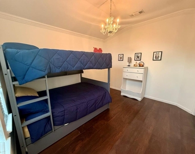 1247 Lavender Shade Court - Photo Thumbnail 11