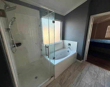 1247 Lavender Shade Court - Photo Thumbnail 47