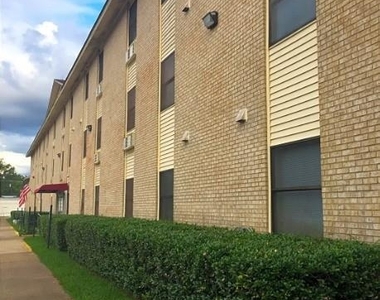 122 Kickapoo St - Photo Thumbnail 1