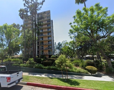 560 E Villa St - Photo Thumbnail 6
