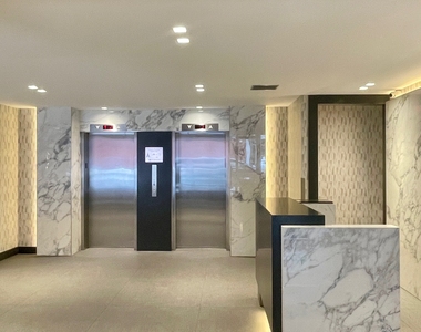 East 88th / 1st Avenue - Photo Thumbnail 7