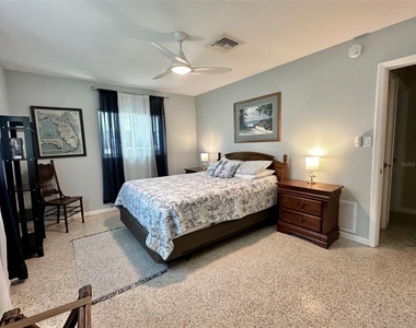 3605 Iroquois Avenue - Photo Thumbnail 38