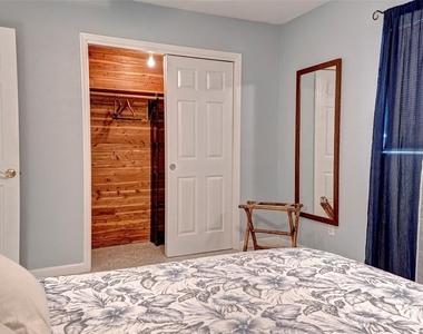 3605 Iroquois Avenue - Photo Thumbnail 41