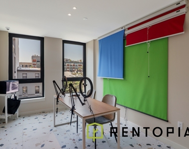130 Hope Street - Photo Thumbnail 13