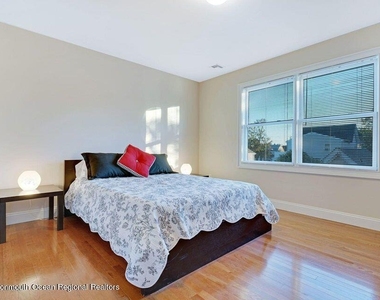 417 15th Avenue - Photo Thumbnail 13