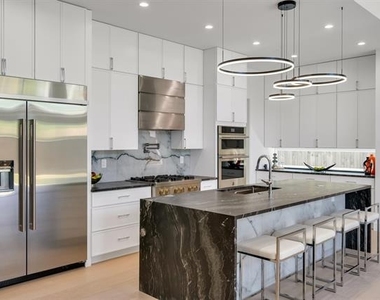 3813 Cortez Drive - Photo Thumbnail 3