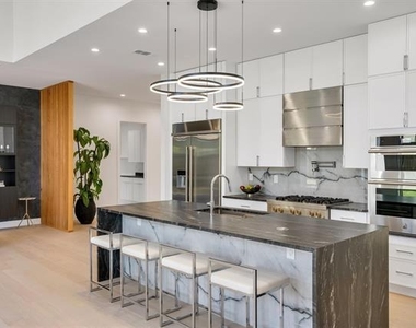 3813 Cortez Drive - Photo Thumbnail 11