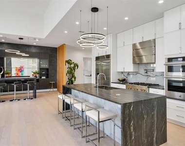 3813 Cortez Drive - Photo Thumbnail 12