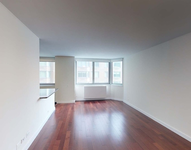 401 E 34th St - Photo Thumbnail 1