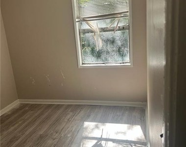 2418 Adger Road - Photo Thumbnail 2