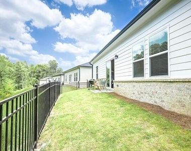 1298 Mabry Street - Photo Thumbnail 17