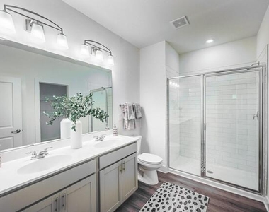 1298 Mabry Street - Photo Thumbnail 9