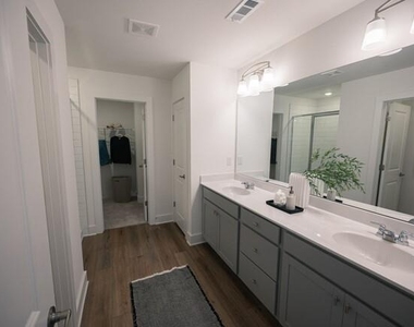 1298 Mabry Street - Photo Thumbnail 28