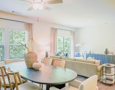1298 Mabry Street - Photo Thumbnail 11