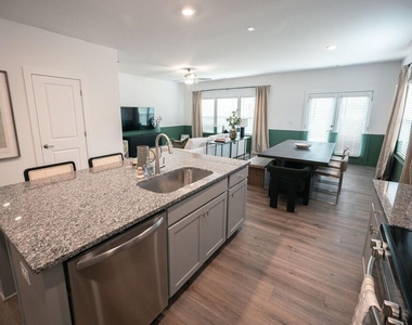 1298 Mabry Street - Photo Thumbnail 19