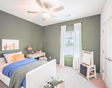 1298 Mabry Street - Photo Thumbnail 12