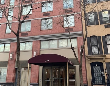 East 30th Street - Photo Thumbnail 14