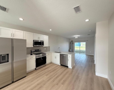 10336 Pendleton Avenue - Photo Thumbnail 1