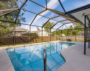 912 72nd Street Nw - Photo Thumbnail 1