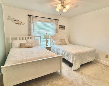 912 72nd Street Nw - Photo Thumbnail 17