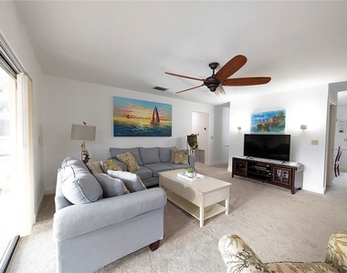 912 72nd Street Nw - Photo Thumbnail 4