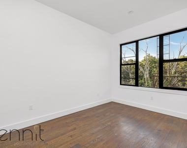 161 Harman Street - Photo Thumbnail 8