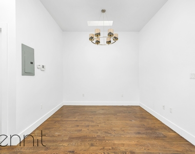 161 Harman Street - Photo Thumbnail 2